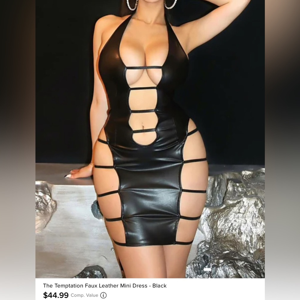 New fashion nova dress🖤